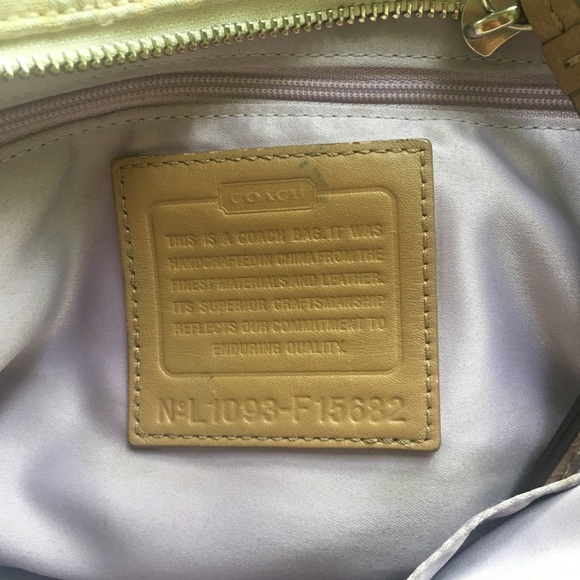 Coach shoulder bag - Picture 4 of 7